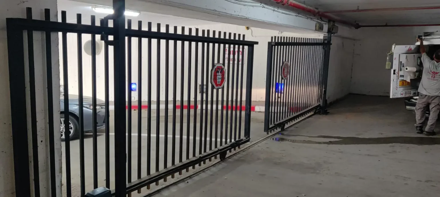 שערים נגררים - 2 כנפיים בו זמנית